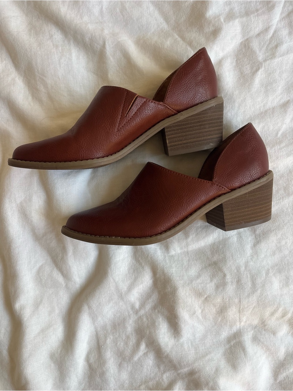 Cynthia Rowley Chestnut Leather Low Block Heel D'Orsay Booties